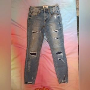 Mudd FLX stretch mid-rise vintage distressed skinny jeans